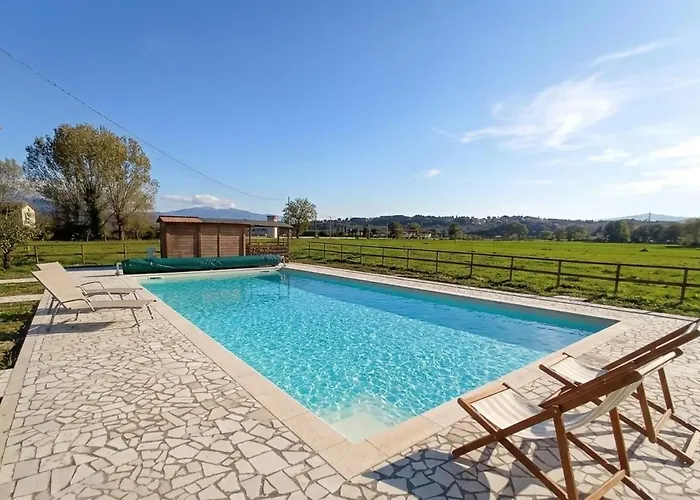 Borgo Le Mimose Exclusive 40-guest Private Estate In Umbria With Pool Vakantiehuis Mercatello (Montefalco)