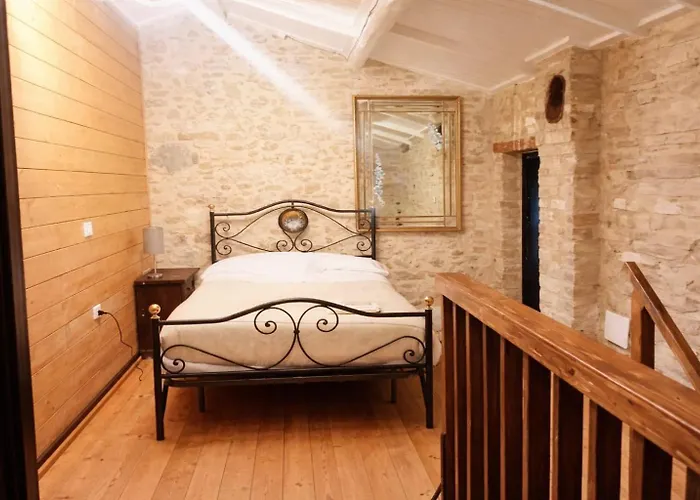 Vakantiehuis Borgo Le Mimose Exclusive 40-guest Private Estate In Umbria With Pool *