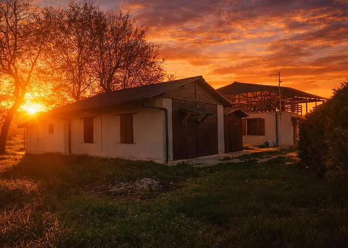 Borgo Le Mimose Exclusive 40-guest Private Estate In Umbria With Pool