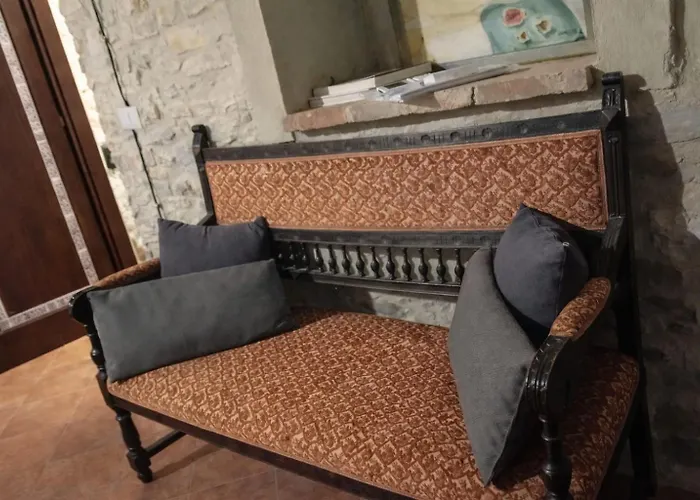 Vakantiehuis Borgo Le Mimose Exclusive 40-guest Private Estate In Umbria With Pool