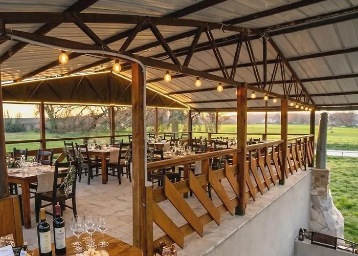 Vakantiehuis Borgo Le Mimose Exclusive 40-guest Private Estate In Umbria With Pool *