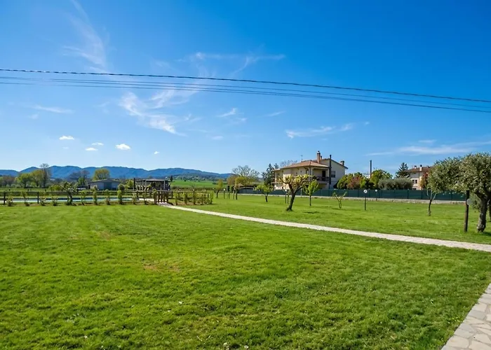 Borgo Le Mimose Exclusive 40-guest Private Estate In Umbria With Pool