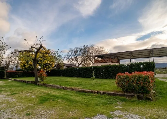 Borgo Le Mimose Exclusive 40-guest Private Estate In Umbria With Pool Vakantiehuis Mercatello (Montefalco)